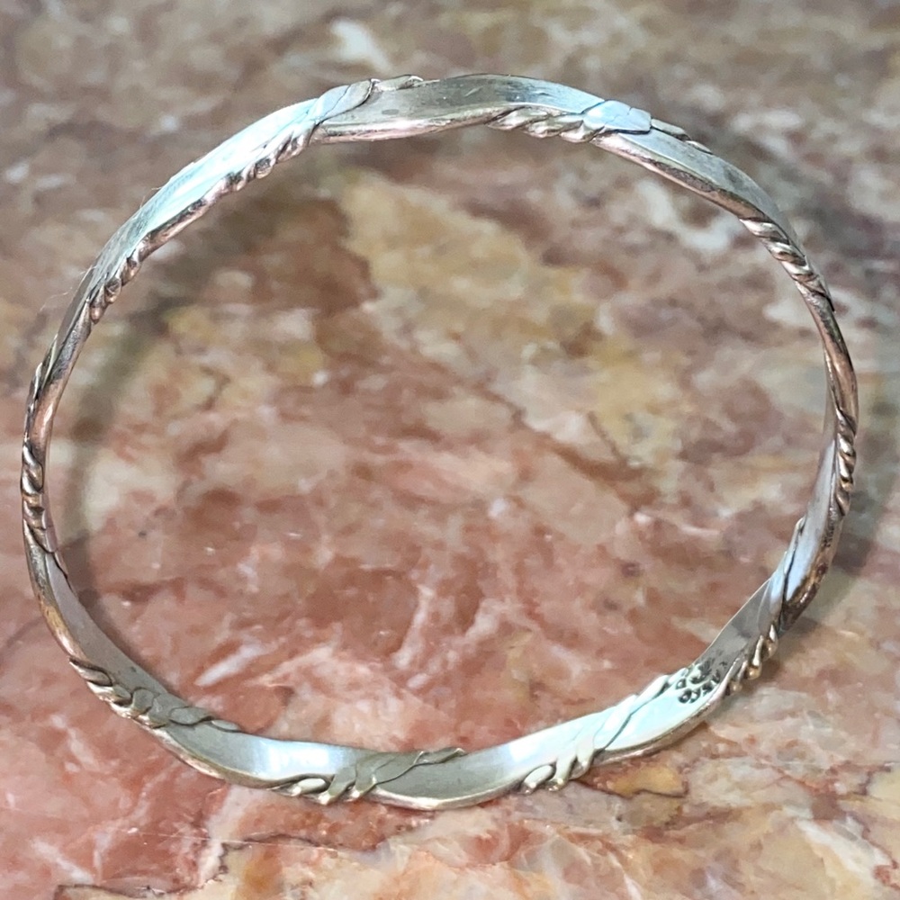 Taxco Mexico Silver Bangle Bracelet Twiste…